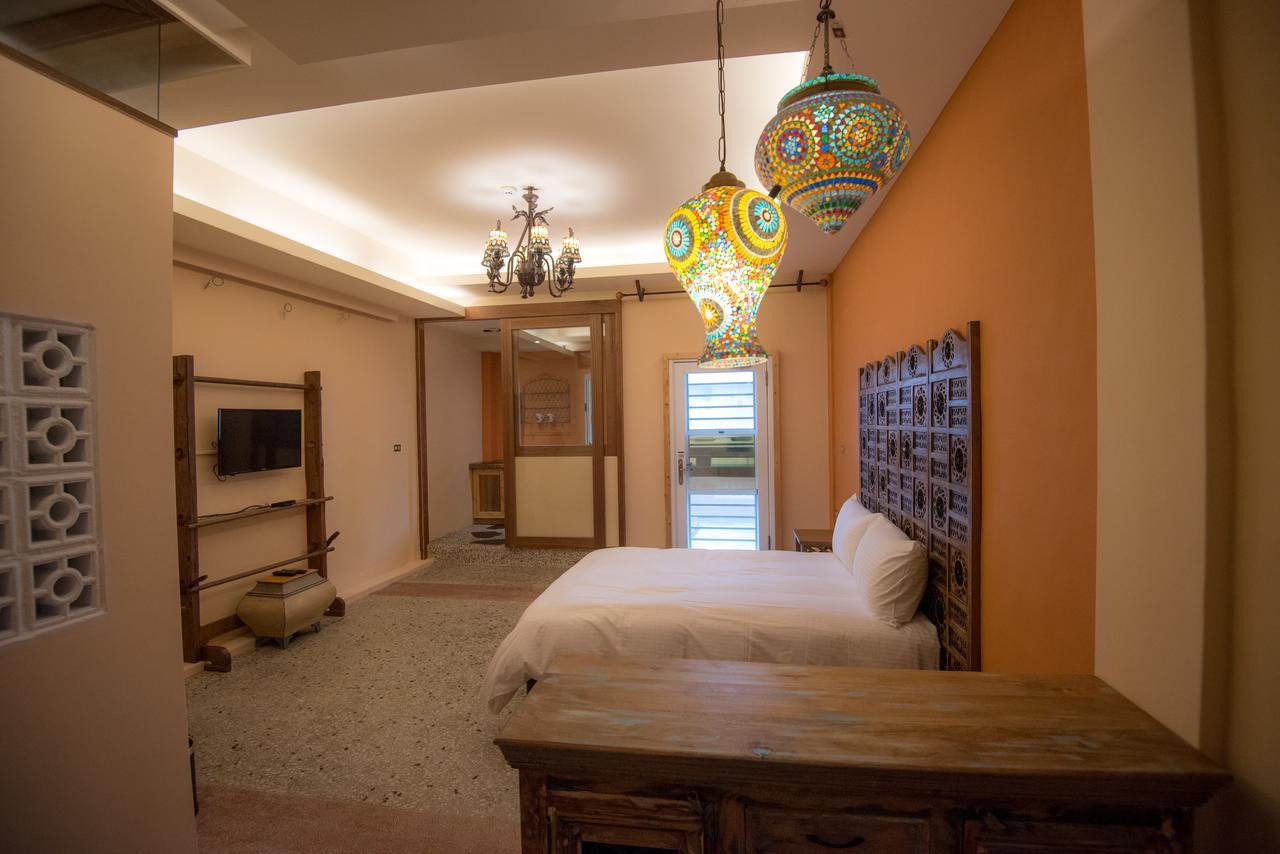 Ripoll'Es Homestay Чишанг Екстериор снимка