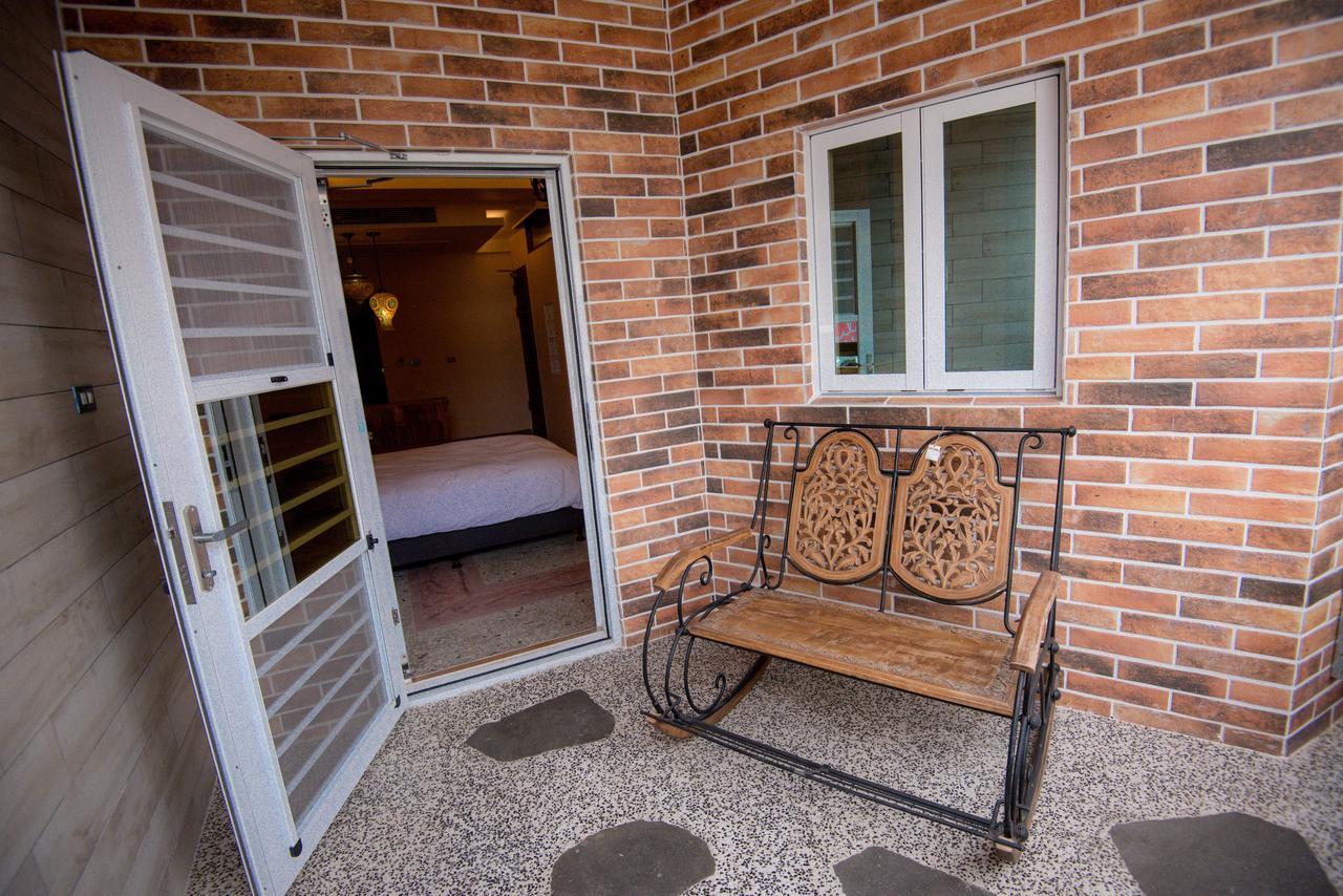 Ripoll'Es Homestay Чишанг Екстериор снимка